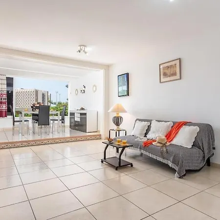 Апартаменты Jacaranda *